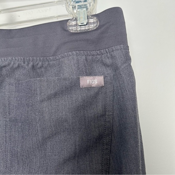 Figs Zamora Jogger Graphite Scrubs - Picture 7 of 9